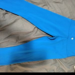 Size 2 lulu lemon Capri leggings